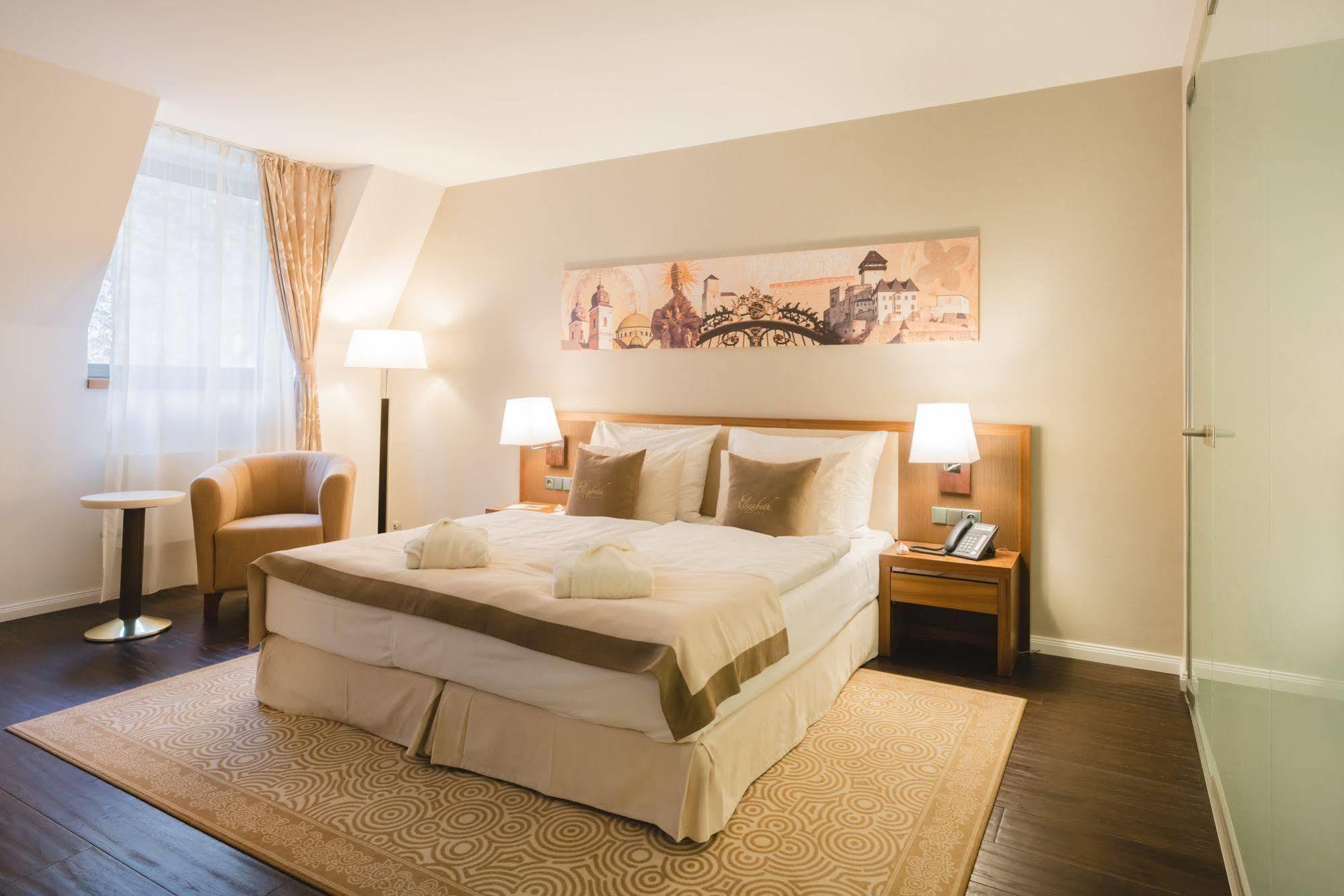Hotel Elizabeth 4*